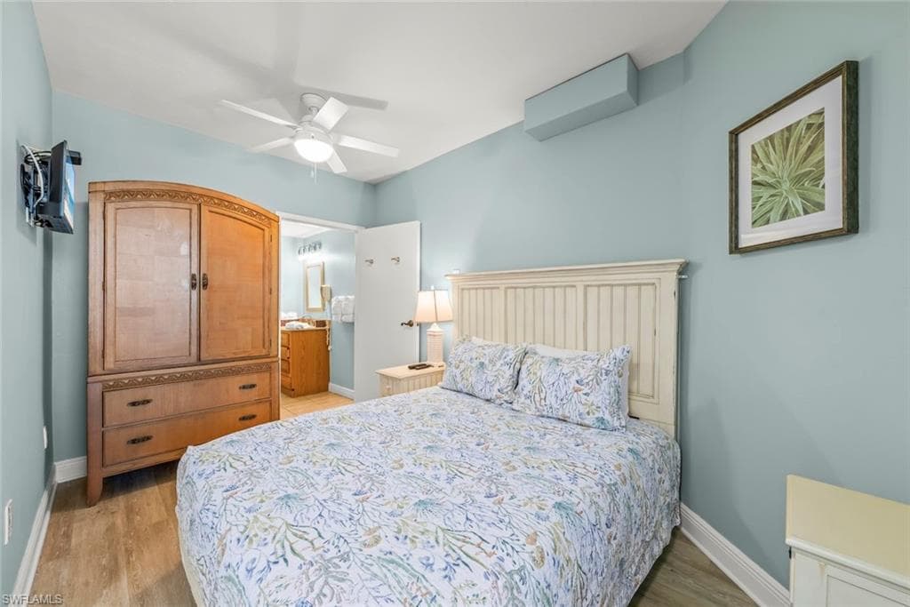5480 Estero BLVD 103-32