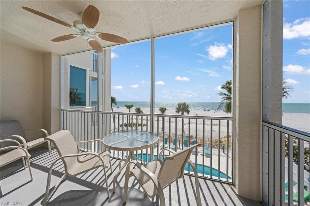 5480 Estero BLVD 103-40
