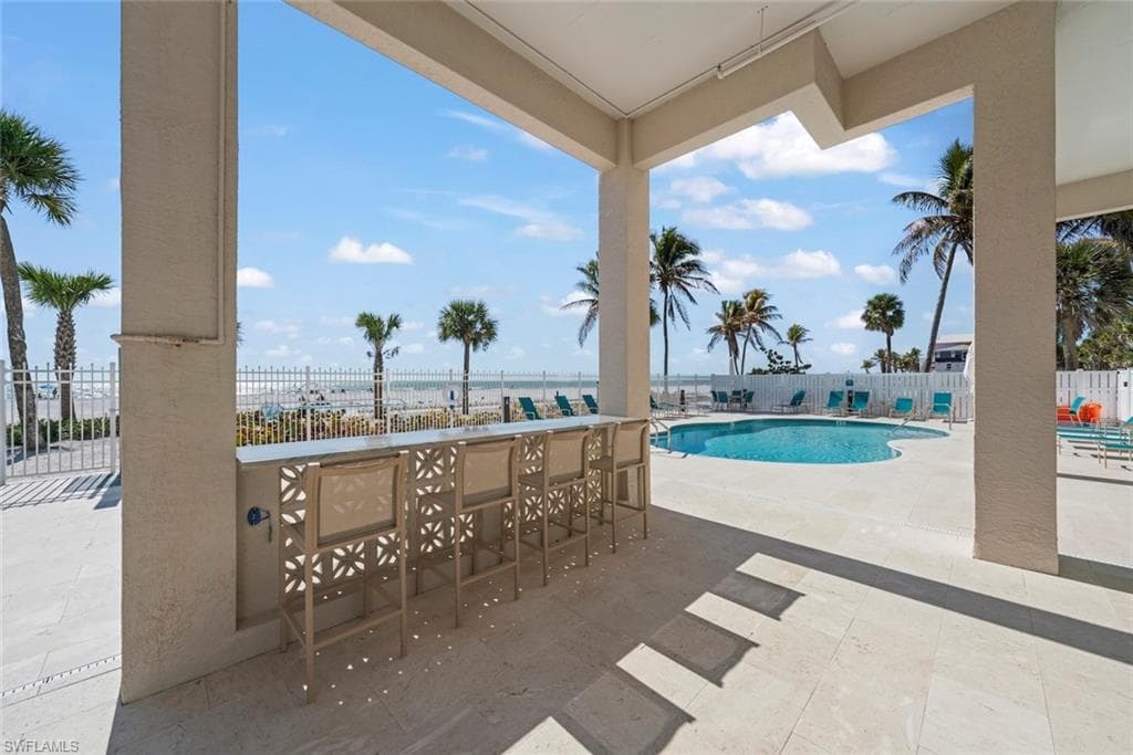 5480 Estero BLVD 103-44