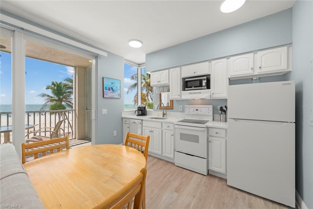 5480 Estero BLVD 103-18