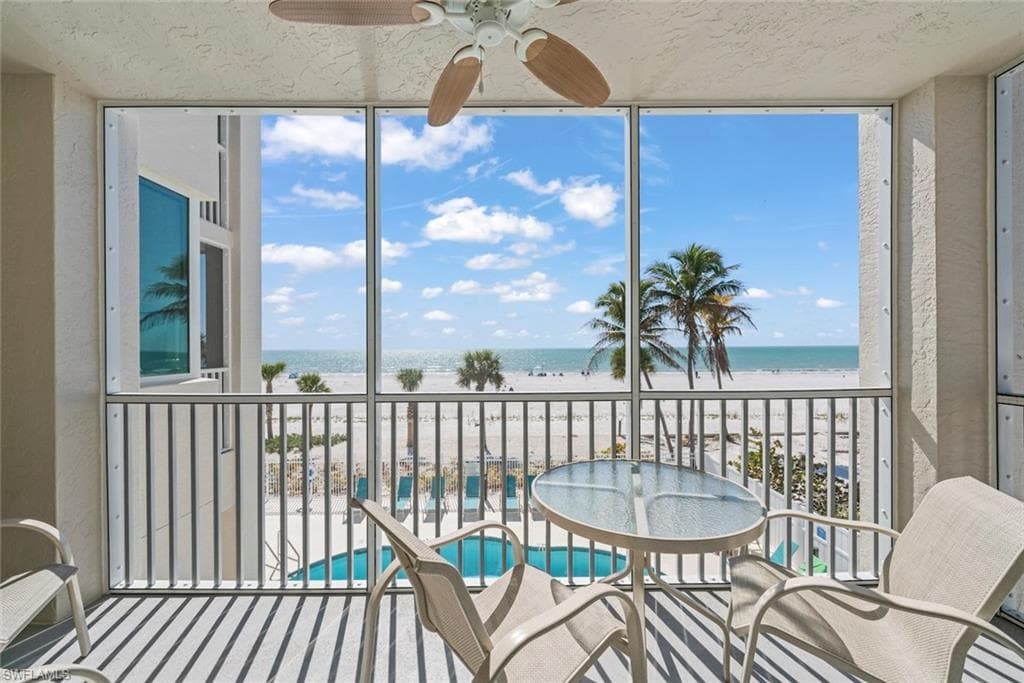 5480 Estero BLVD 103-7