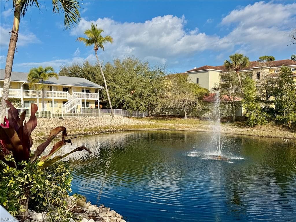 4629 Bayshore DR # J3, NAPLES FL 34112-25