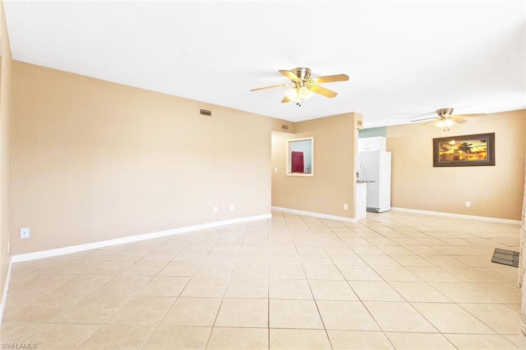 4629 Bayshore DR # J3, NAPLES FL 34112-5
