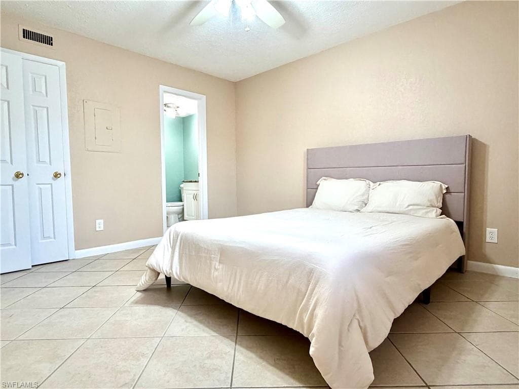 4629 Bayshore DR # J3, NAPLES FL 34112-15