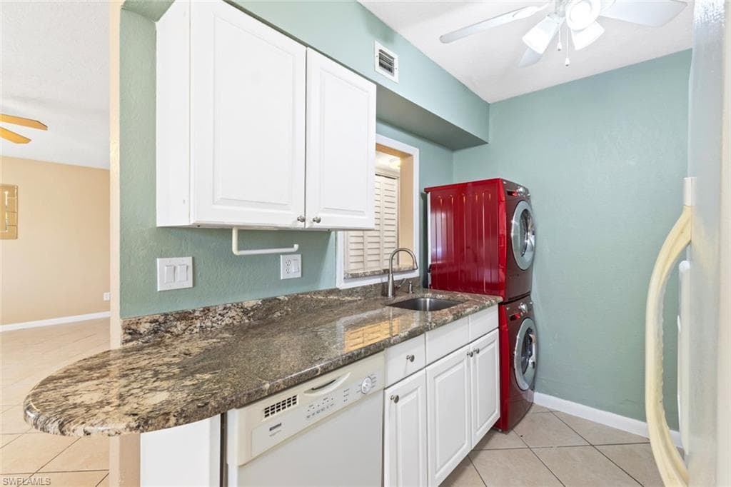 4629 Bayshore DR # J3, NAPLES FL 34112-9