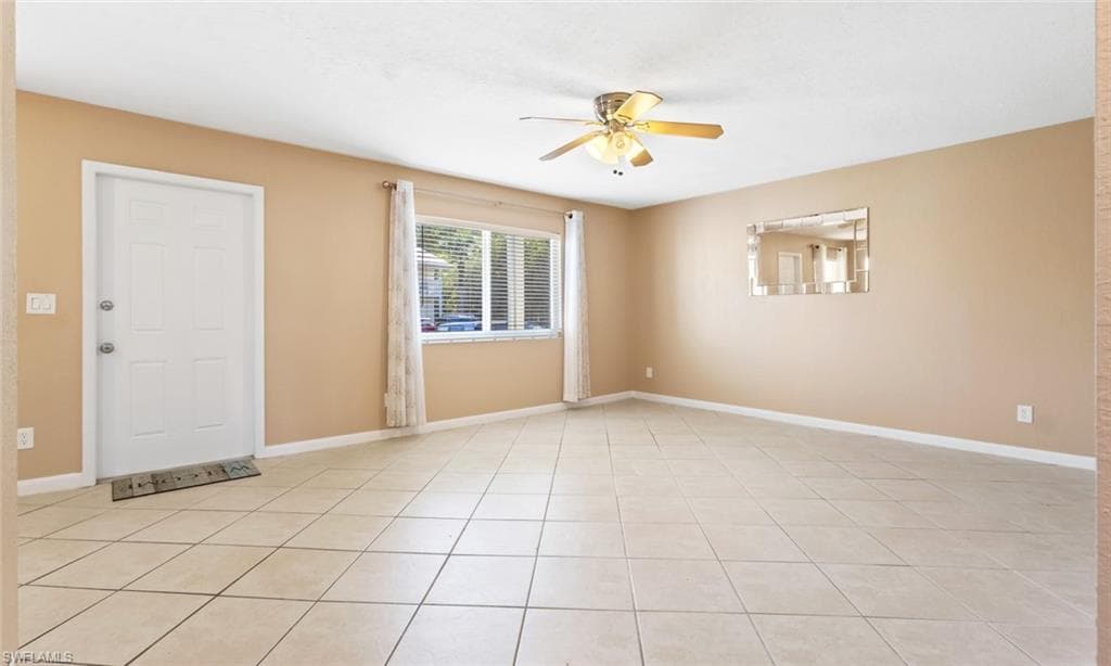 4629 Bayshore DR # J3, NAPLES FL 34112-7