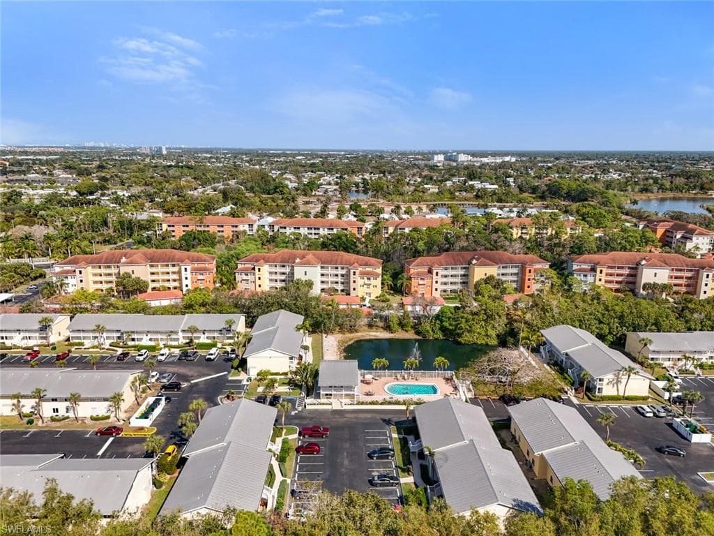 4629 Bayshore DR # J3, NAPLES FL 34112-23