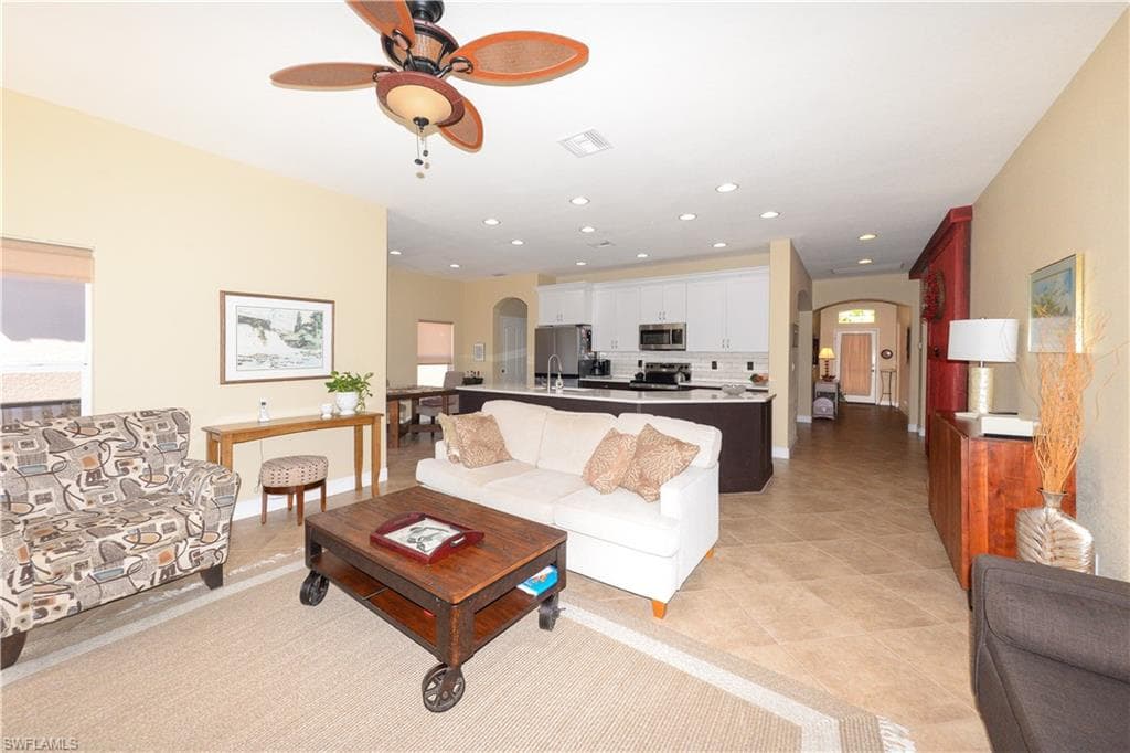 8701 Banyan Bay BLVD, FORT MYERS FL 33908-7