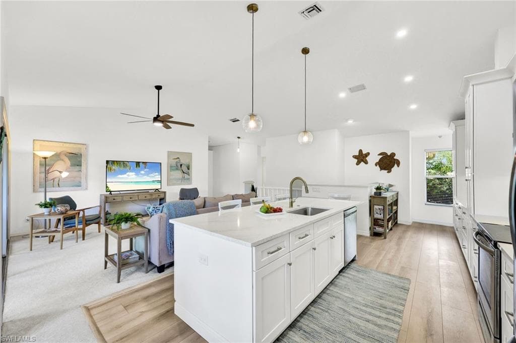 314 Emerald Bay CIR I5-15