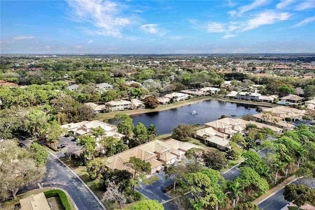 314 Emerald Bay CIR I5-31