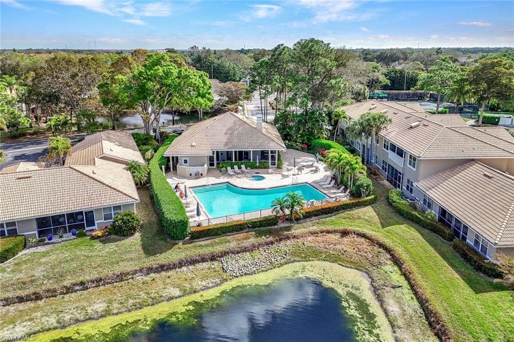 314 Emerald Bay CIR I5-28