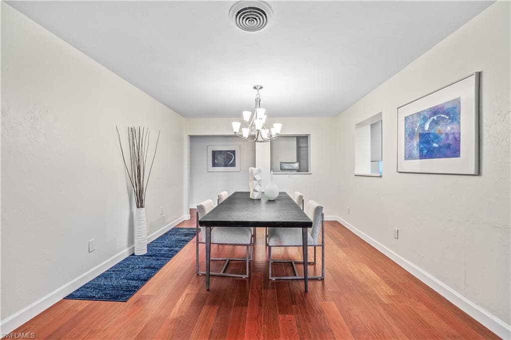 3209 W Riverside DR-12