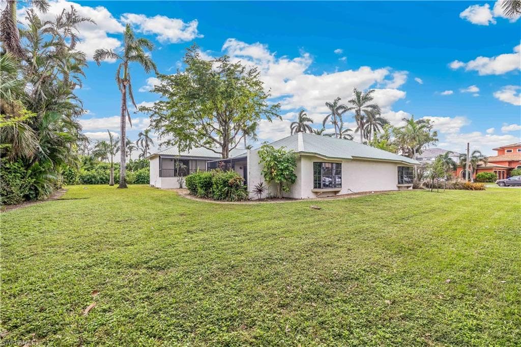 3209 W Riverside DR-30