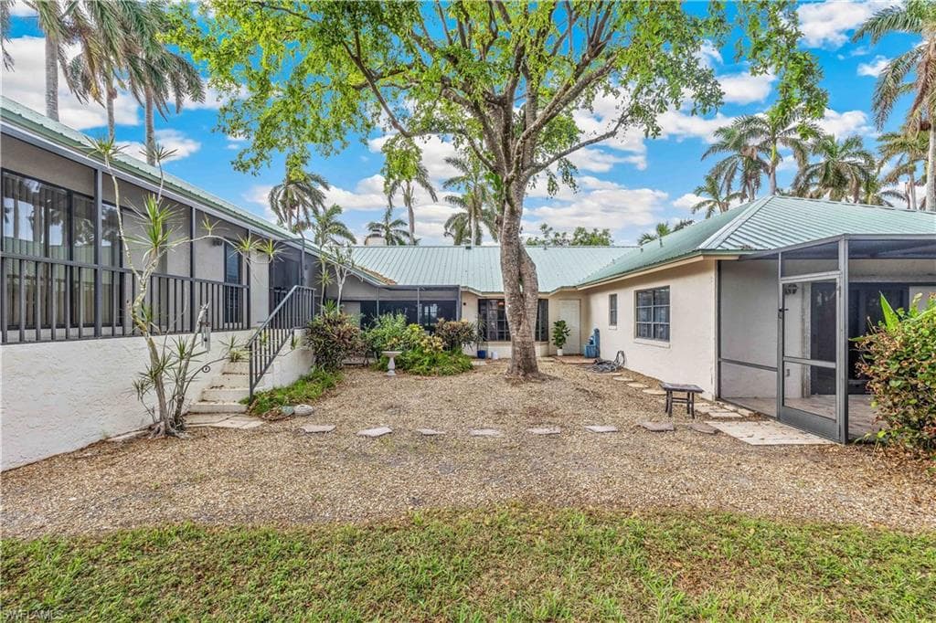 3209 W Riverside DR-28