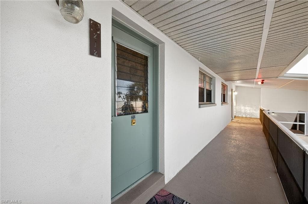 708 Victoria DR 212-26