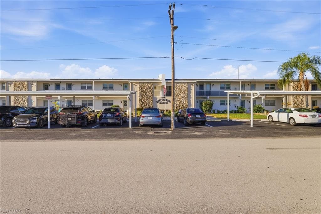 708 Victoria DR 212-25