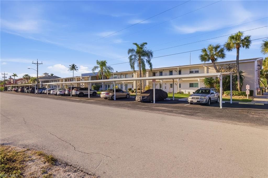 708 Victoria DR 212-23