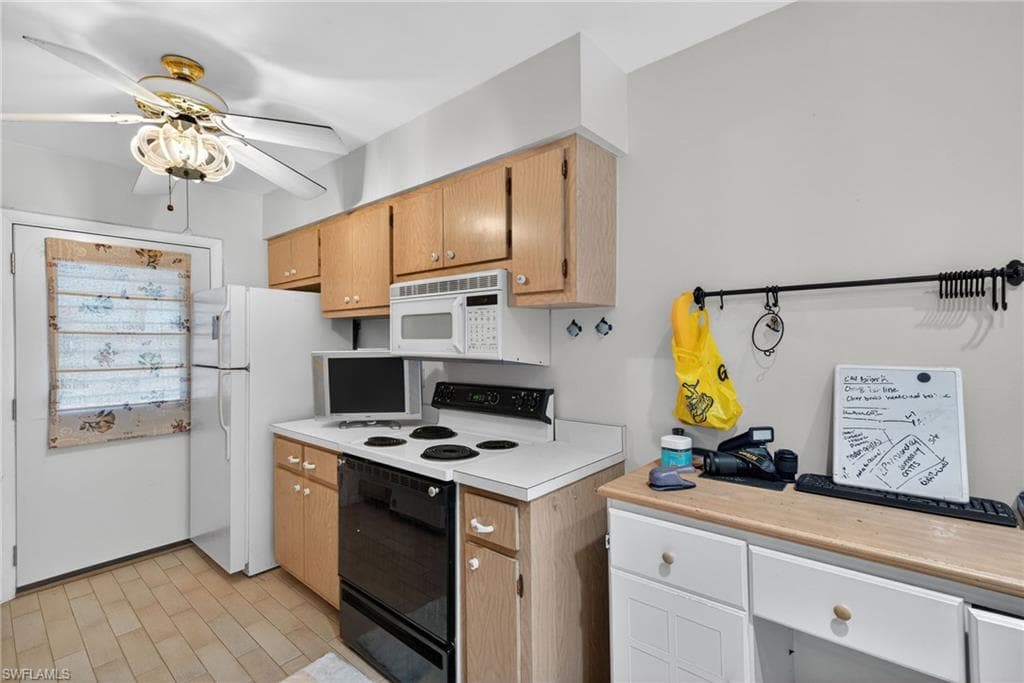 708 Victoria DR 212-34