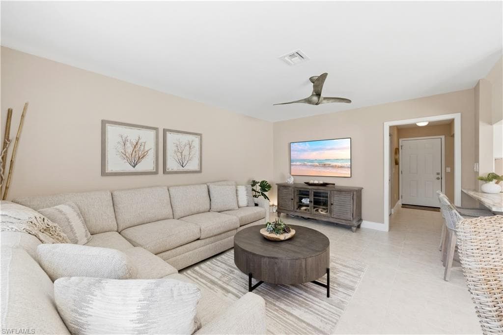 216 5th ST W-27