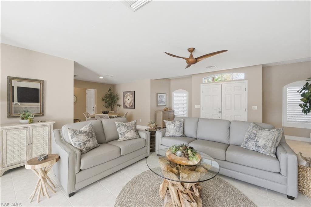 216 5th ST W-9