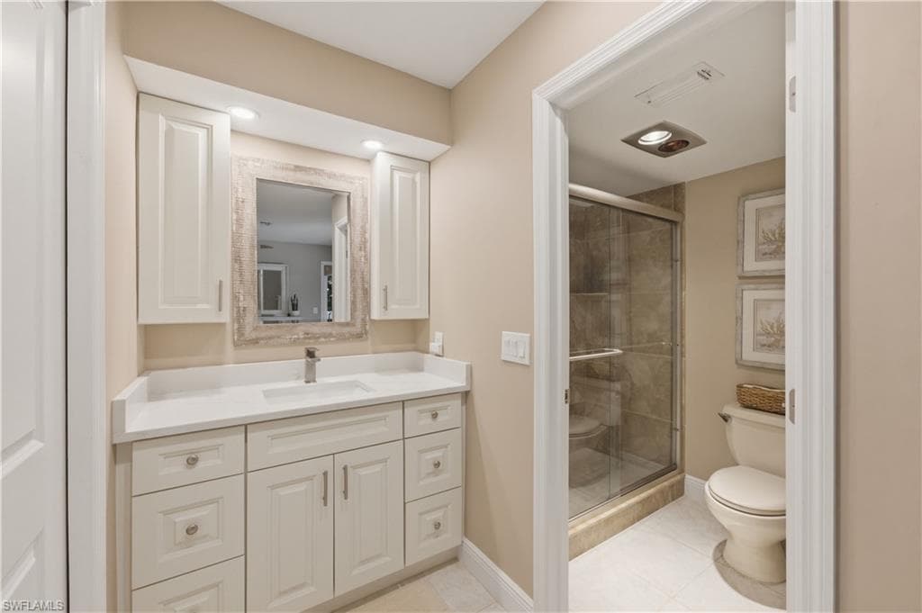 216 5th ST W-30