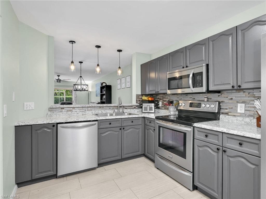 7749 Jewel LN # 101, NAPLES FL 34109-3