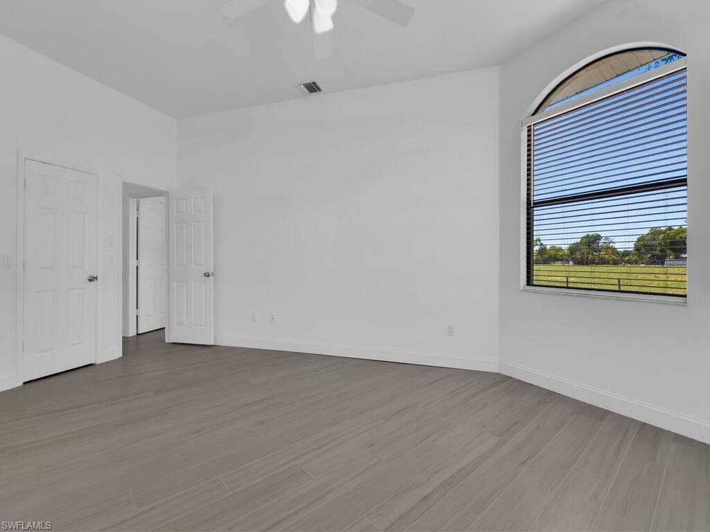 1330 Purple Martin DR-29