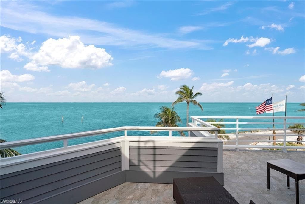 1602 Lands End Village-26