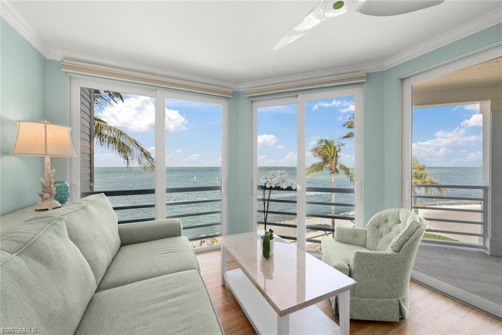 1602 Lands End Village-8