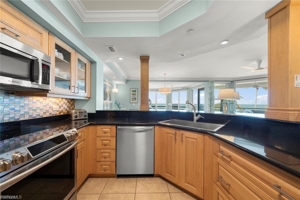 1602 Lands End Village-14