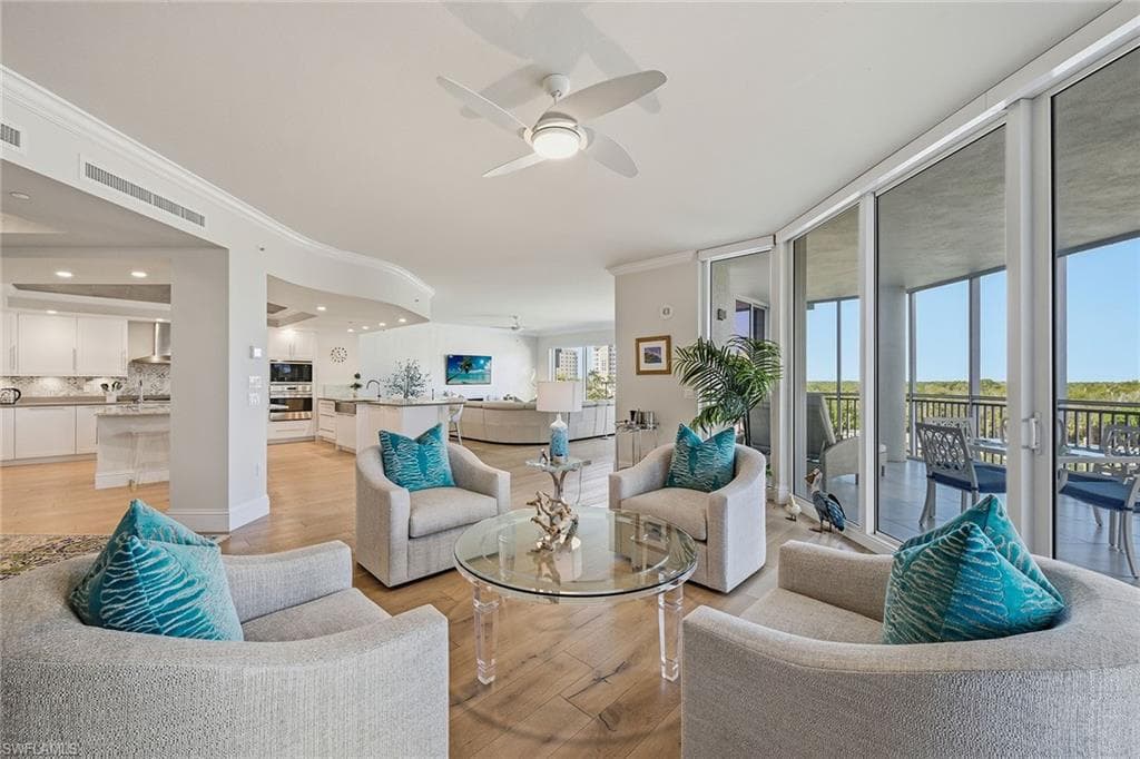 13665 Vanderbilt DR 404-11