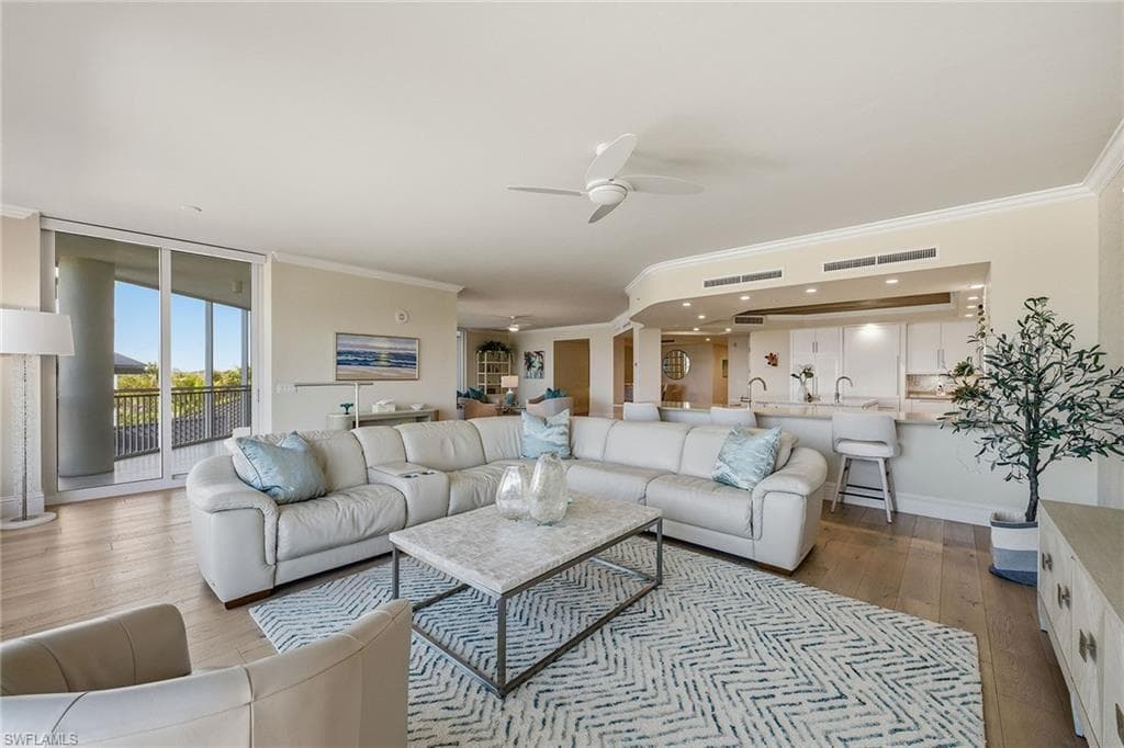 13665 Vanderbilt DR 404-4