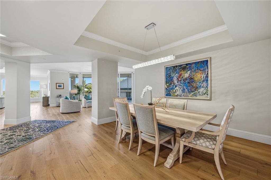 13665 Vanderbilt DR 404-9