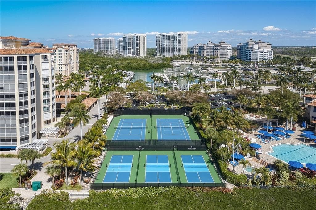 13665 Vanderbilt DR 404-32