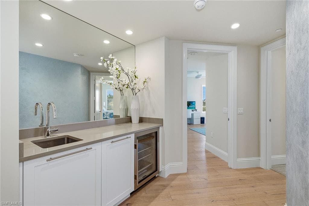 13665 Vanderbilt DR 404-10