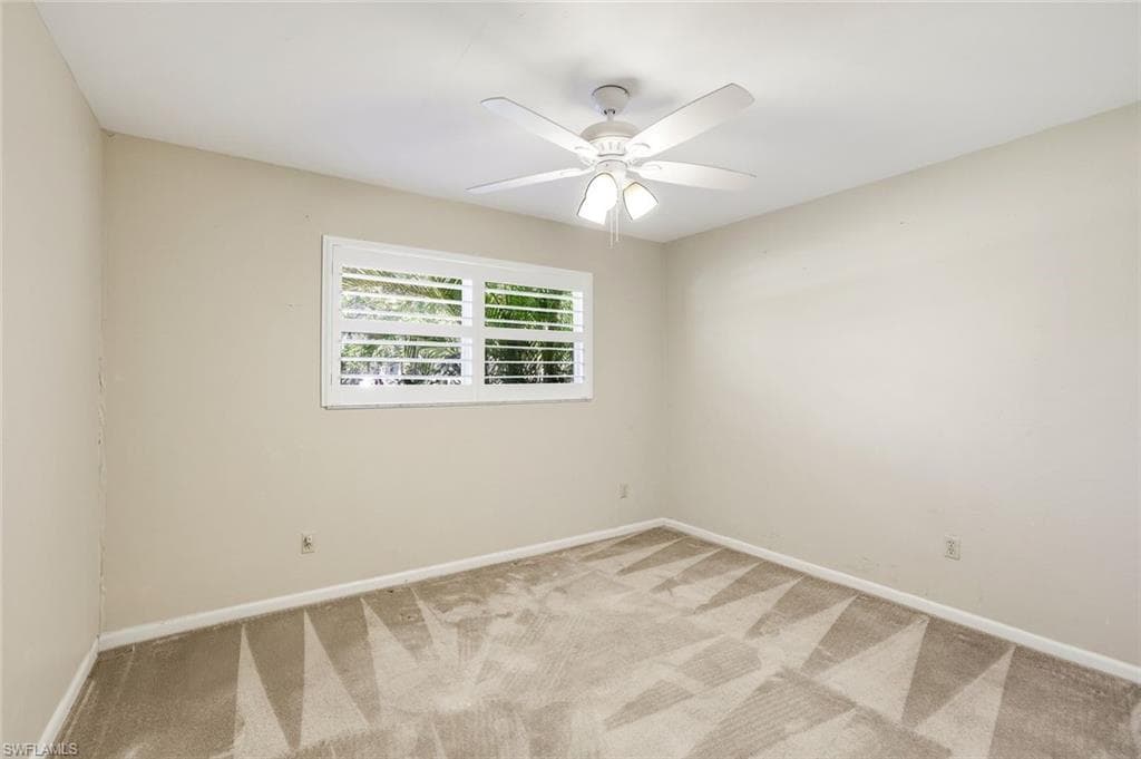 5290 Cypress LN-25