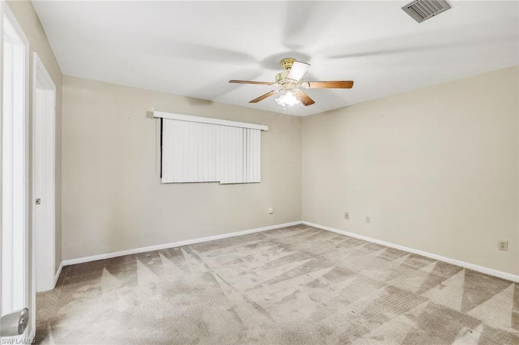 5290 Cypress LN-16
