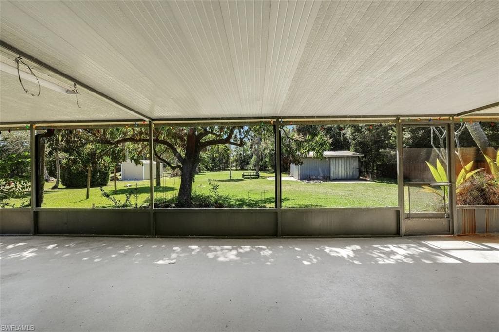 5290 Cypress LN-3