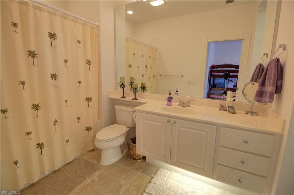 8109 Chianti LN-22