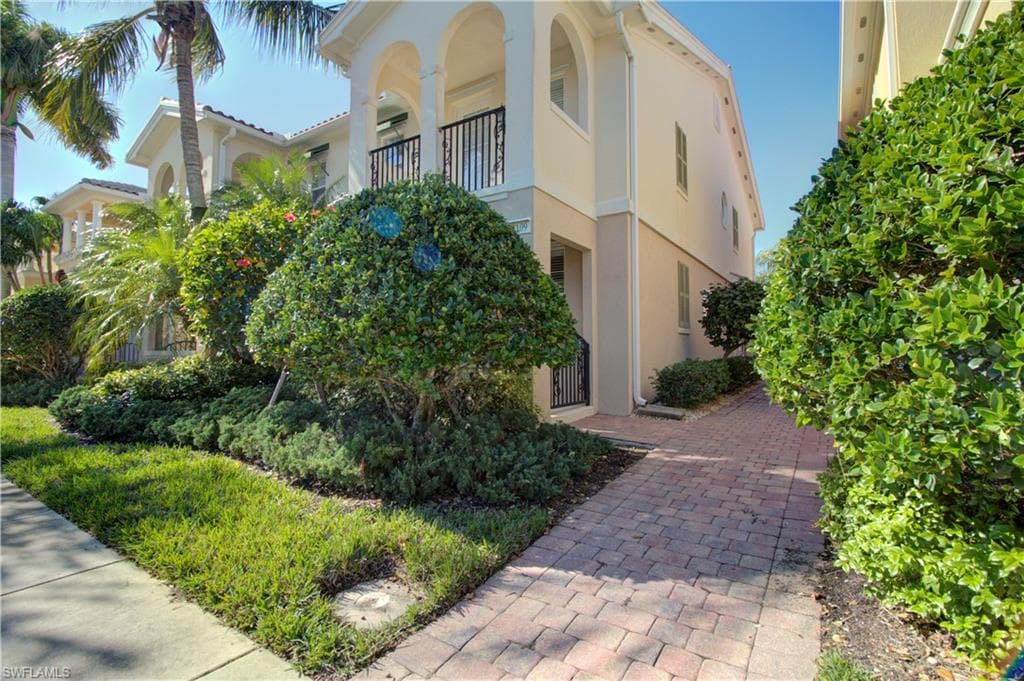 8109 Chianti LN-28