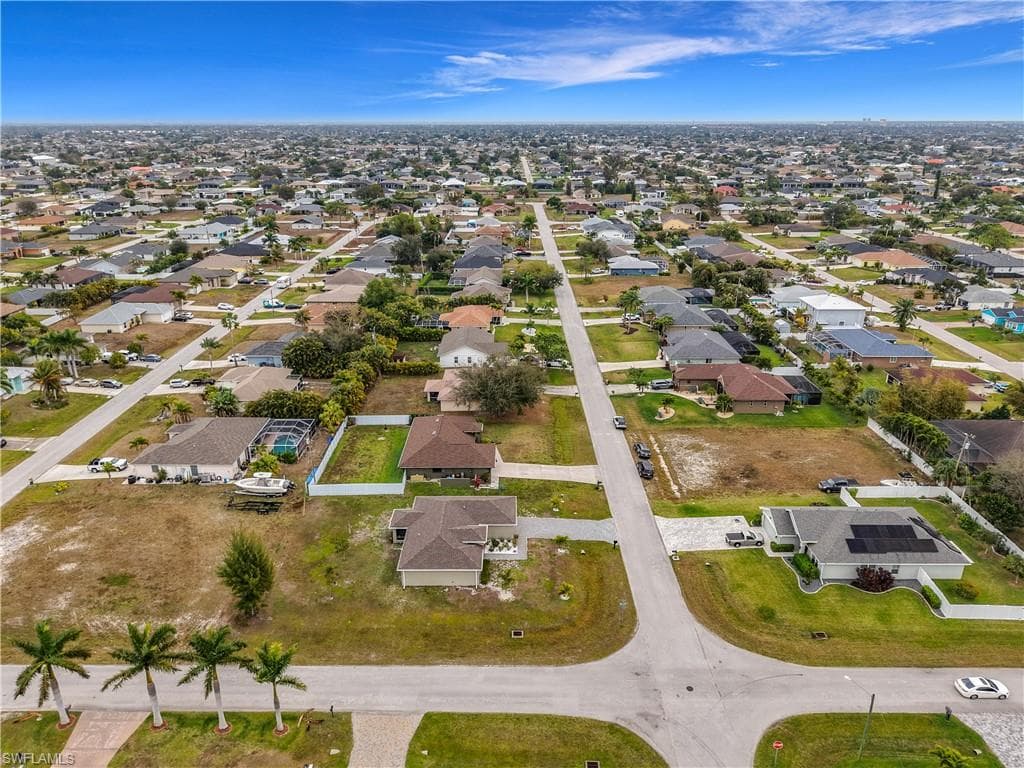 1319 SW 34th TER, CAPE CORAL FL 33914-22