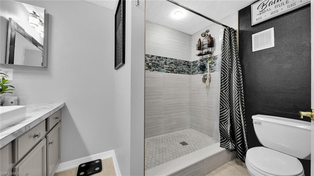 3344 N Key DR 4-15