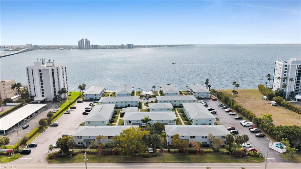 3344 N Key DR 4-2
