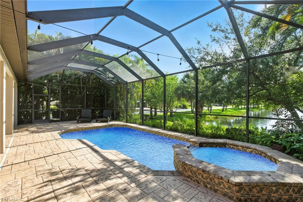 8843 Tropical CT-4
