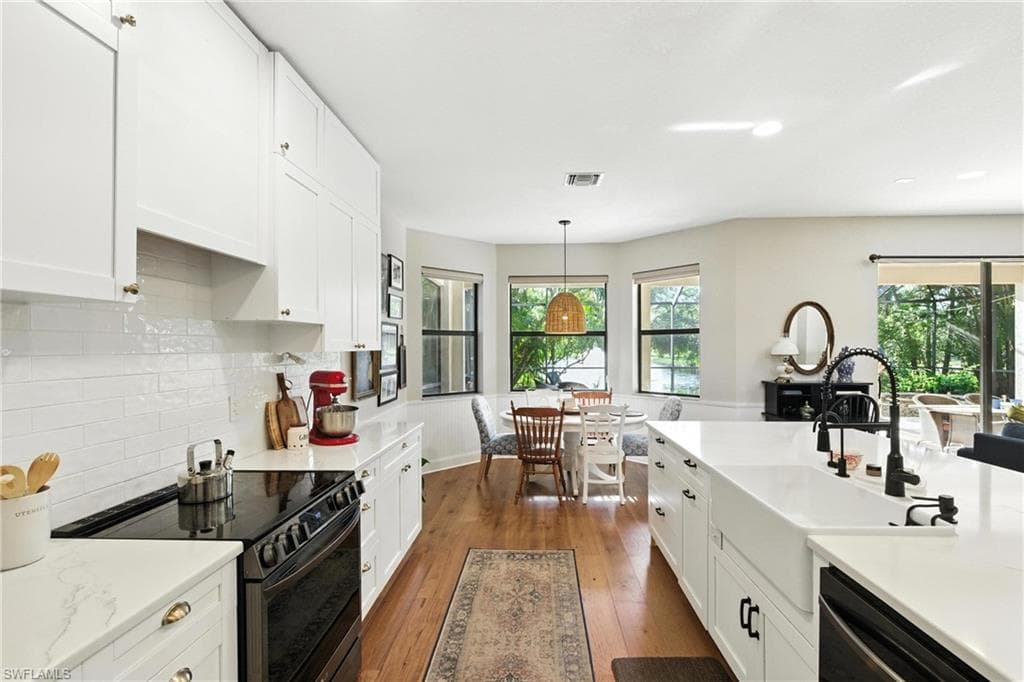 8843 Tropical CT-8