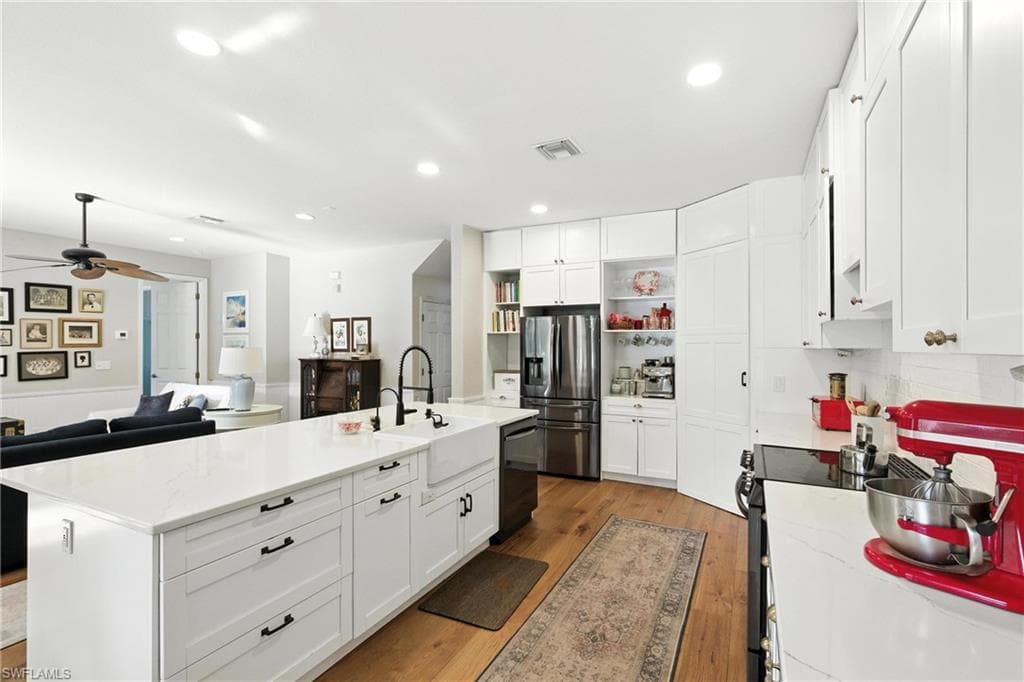 8843 Tropical CT-9