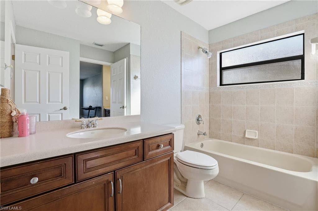 8843 Tropical CT-32