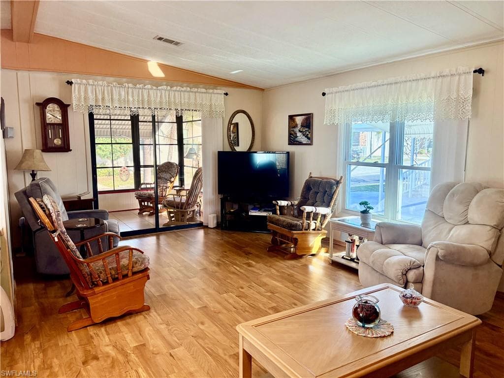 3137 Old Farm House DR, NORTH FORT MYERS FL 33917-8