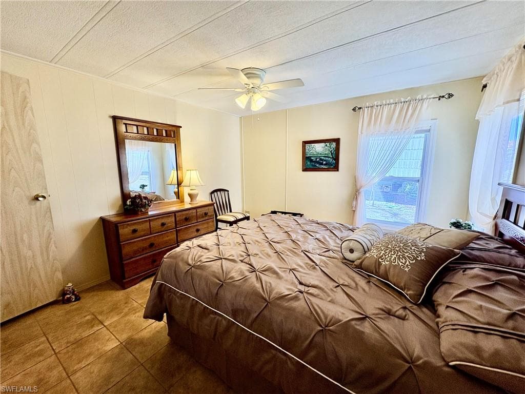 3137 Old Farm House DR, NORTH FORT MYERS FL 33917-17