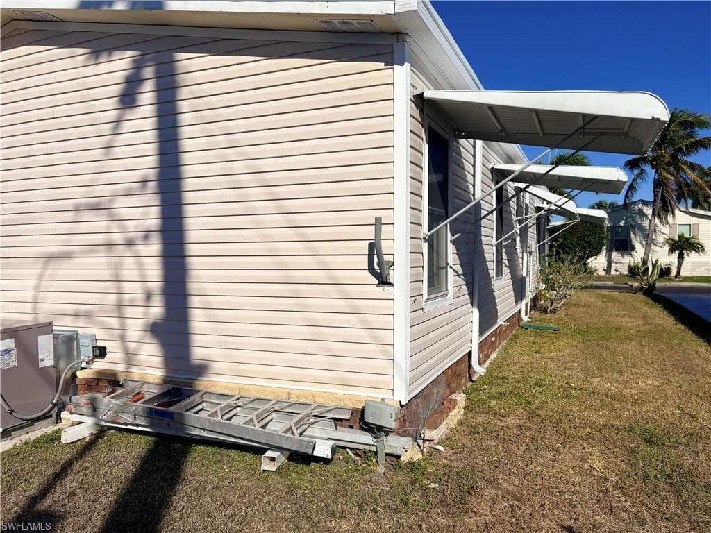 3137 Old Farm House DR, NORTH FORT MYERS FL 33917-26